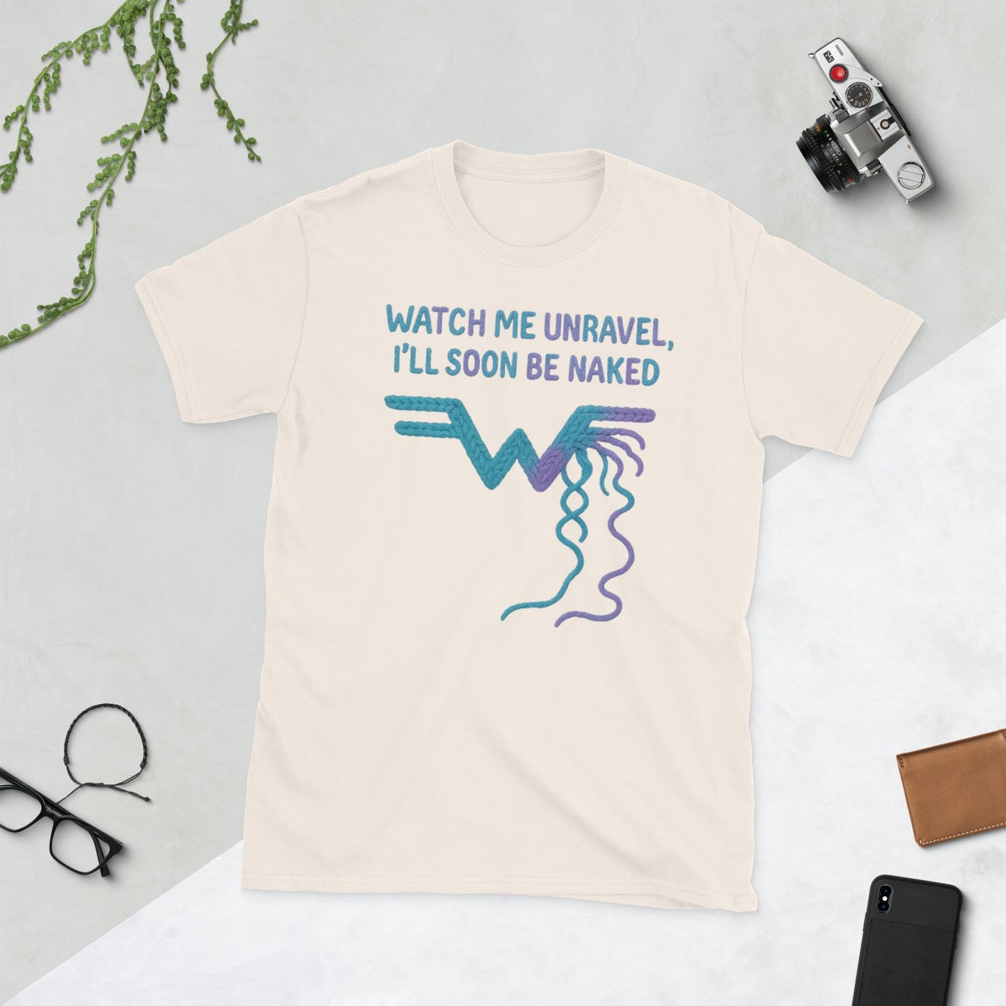 Watch Me Unravel Shirt – Weezer-Inspired Yarn Art Tee –  Alt Rock Graphic Shirt – Indie Band Fan Gift- Unisex T-Shirt